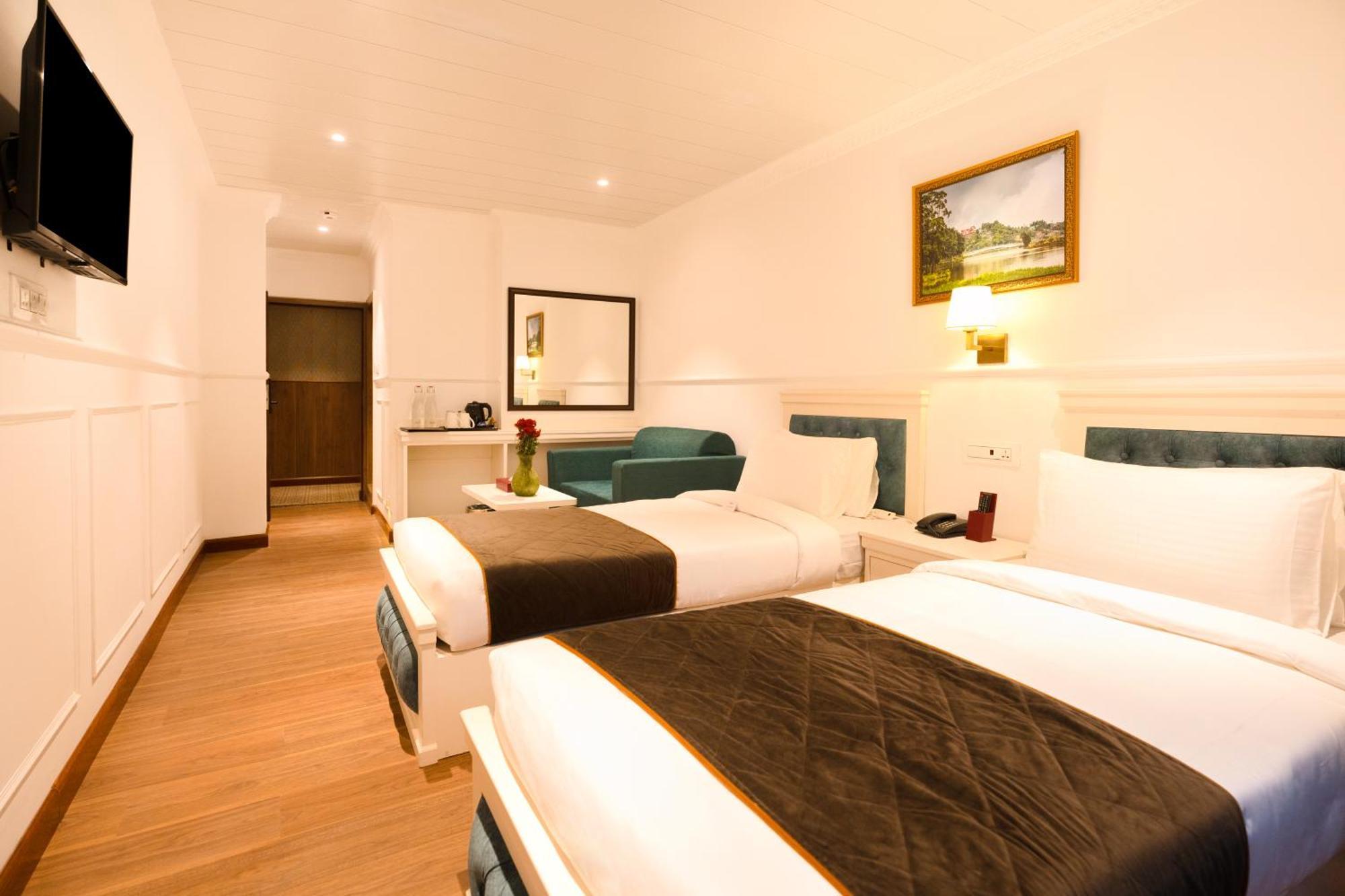 Summit Mall Stone Hotel Dardżyling Zewnętrze zdjęcie